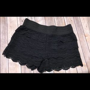 Women’s lace shorts